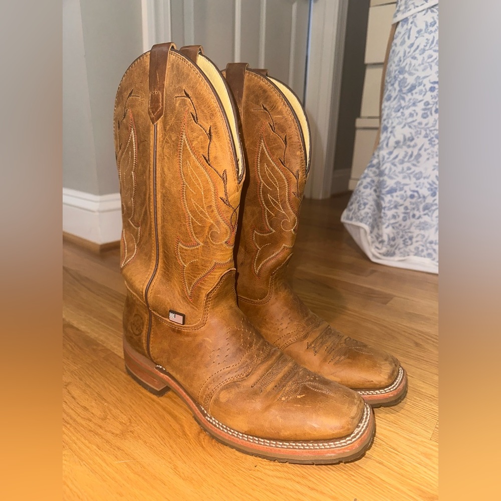 Women’s Double H’s cowboy boots